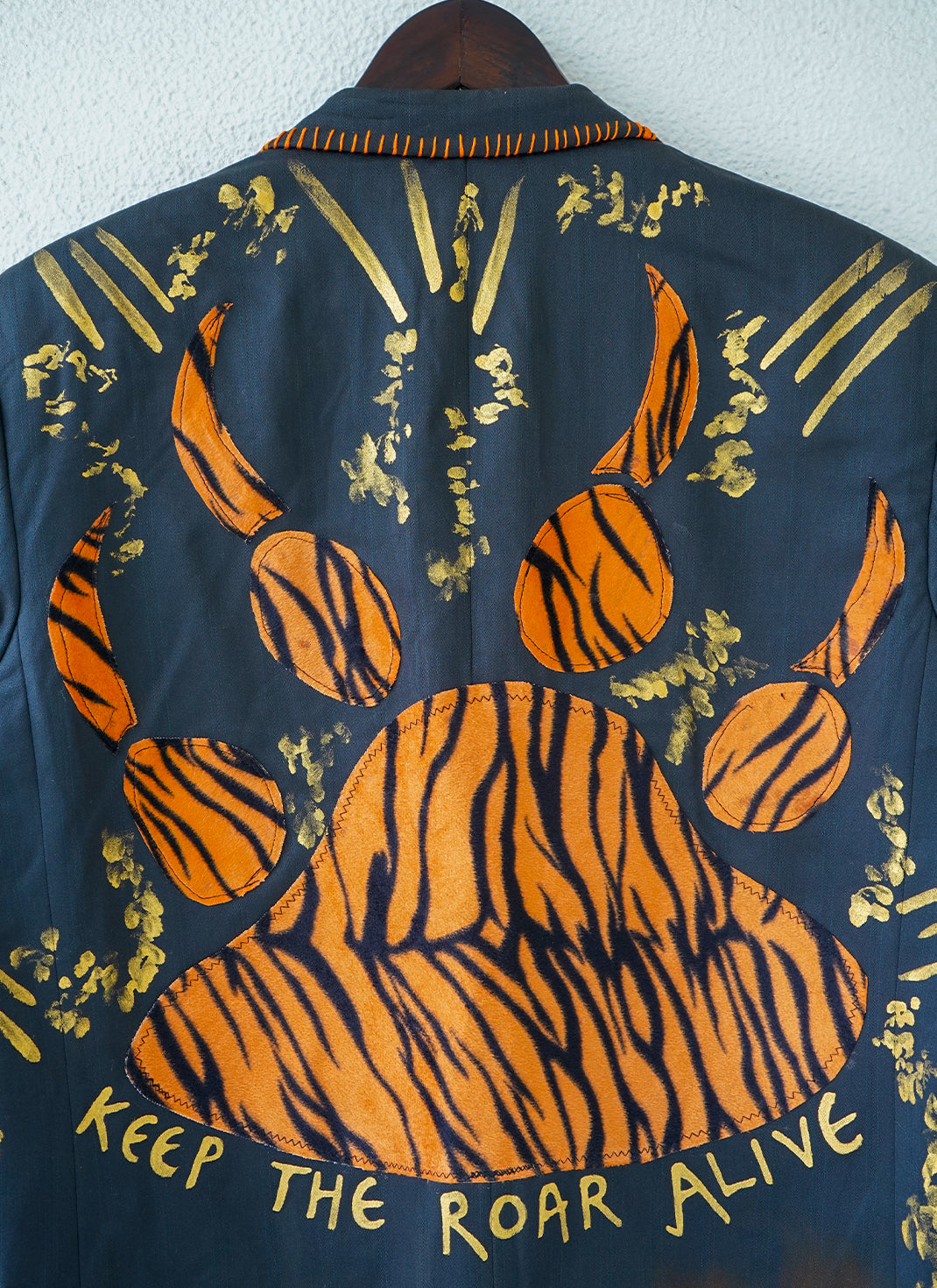 The Majestic Roars Blazer – Handcrafted Mixed Fabric Blazer